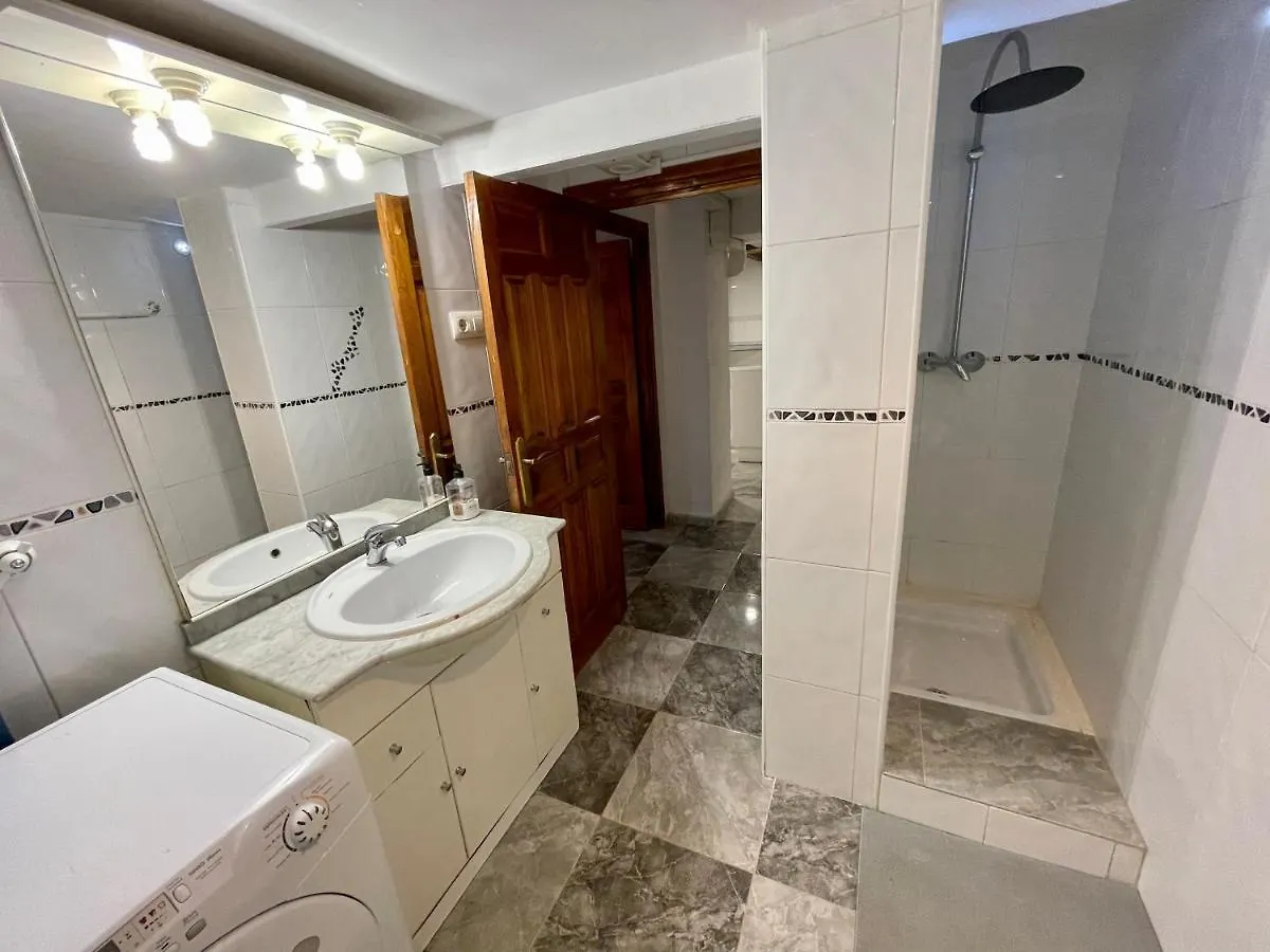 Espacioso piso con entrada independiente en Part Alta de Tarragona! Apartamento