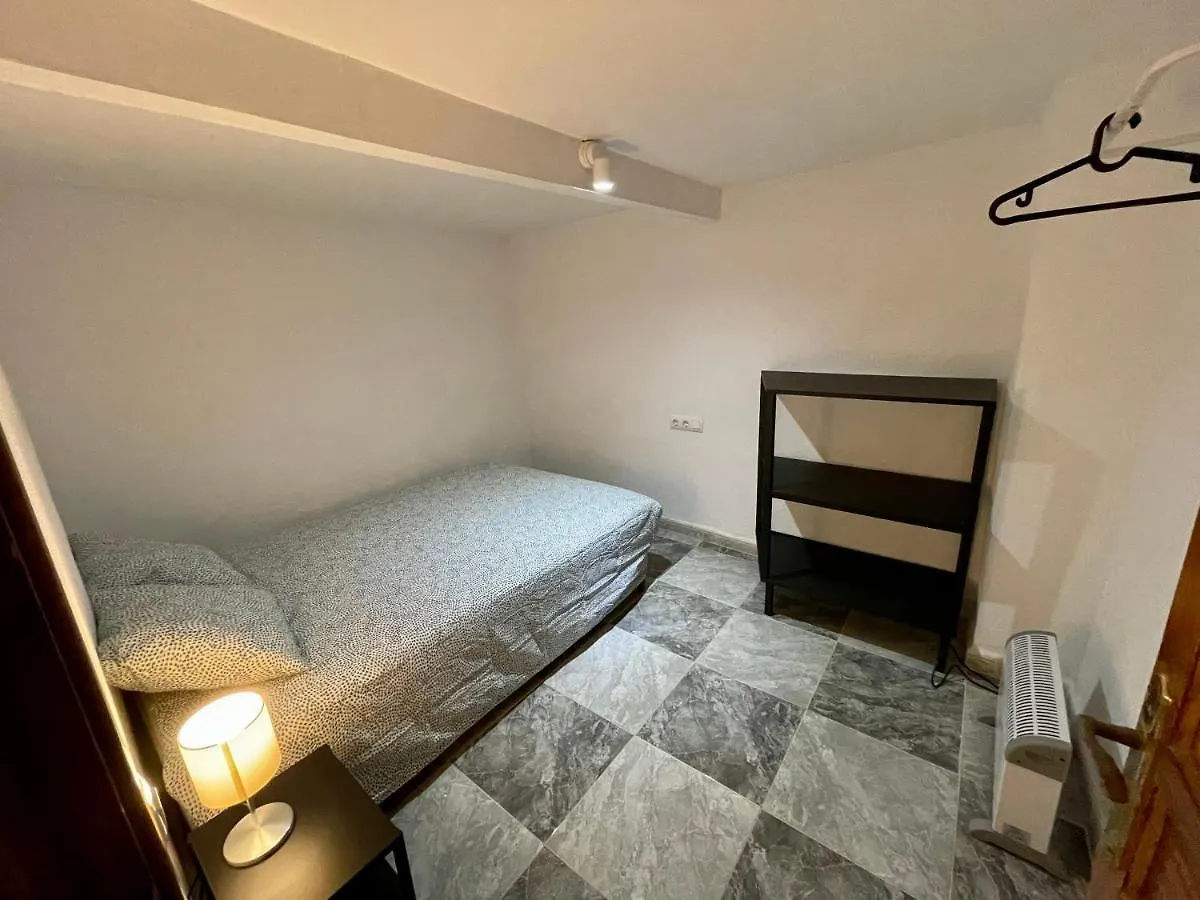 Apartamento Espacioso piso con entrada independiente en Part Alta de Tarragona! España